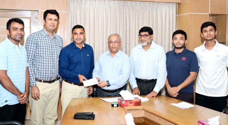 চবির স্কোয়াশ কোর্ট সংস্কারে  রাফির উদ্যোগে ইস্পাহানির সহায়তা
